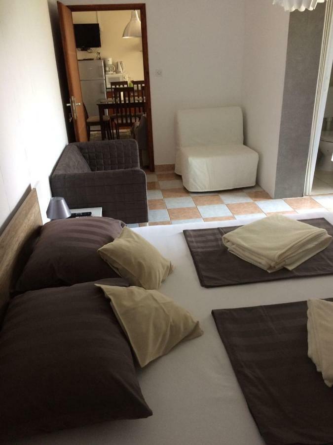 Apartmani Dana Sukošan Eksteriør billede