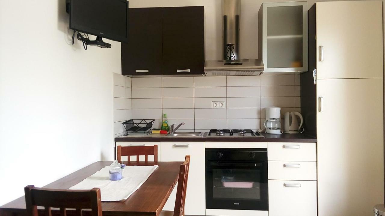 Apartmani Dana Sukošan Eksteriør billede