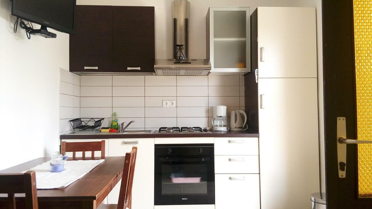 Apartmani Dana Sukošan Eksteriør billede